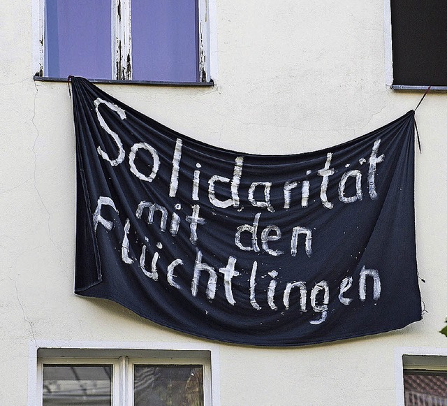 Ein Transparent in Kreuzberg   | Foto: dpa
