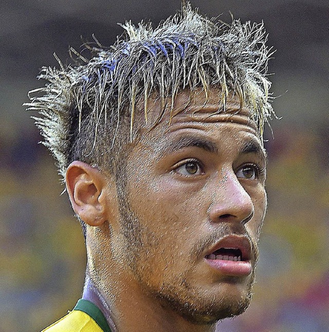 Torgefhrlicher Struwwelpeter &#8211; Starstrmer Neymar   | Foto: dpa