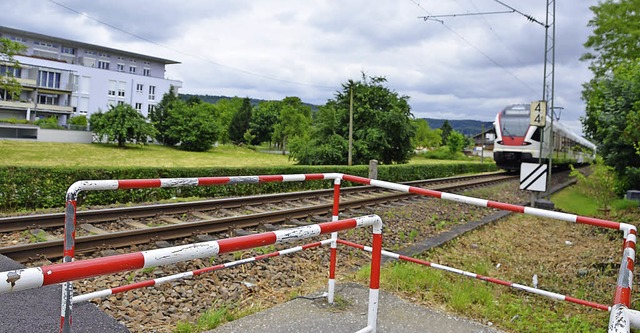 An dieser Stelle am Fugngerberweg b...t Bus- und Tramverknpfung entstehen.   | Foto: Willi Adam