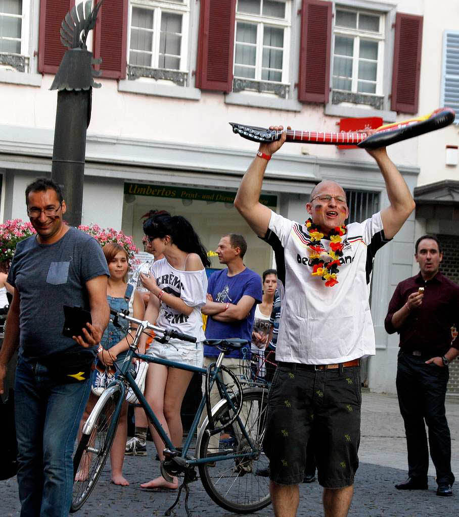 Autokorso durch die Lahrer Innenstadt.