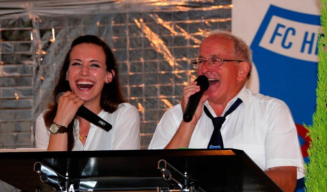 Beim Festakt launig unterwegs waren di...oren Lisa Ludigkeit und Hermann Meier.  | Foto: Sabine Model