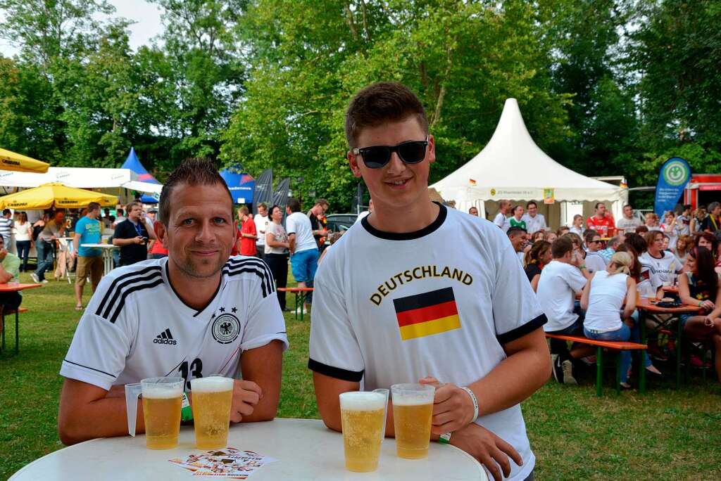 Mit strahlendem Sonnenschein und guter Laune hatte das Fest am Freitag begonnen....