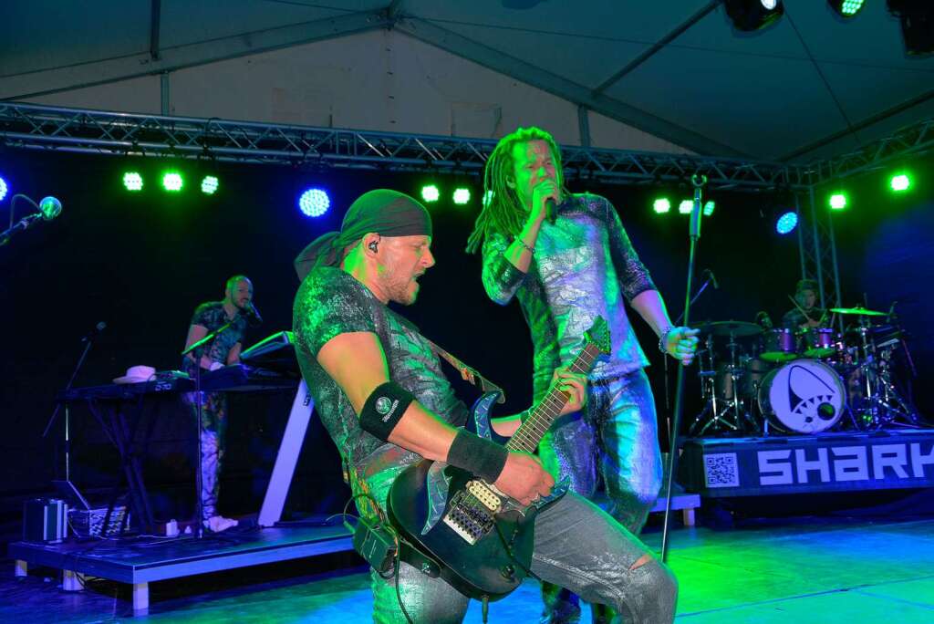 Auftritt der Band "Shark"