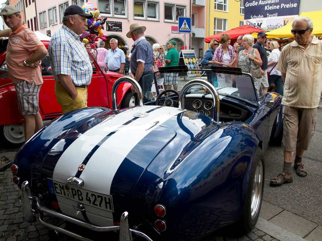 Impressionen von Oldtimer Show und Aktionen beim verkaufsoffenem Sonntag, den die Waldkircher Werbegemeinschaft auf die Beine gestellt hat.