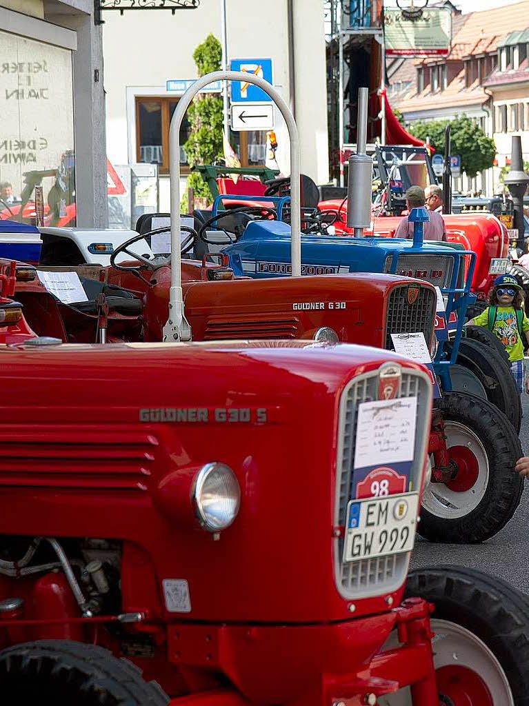 Impressionen von Oldtimer Show und Aktionen beim verkaufsoffenem Sonntag, den die Waldkircher Werbegemeinschaft auf die Beine gestellt hat.