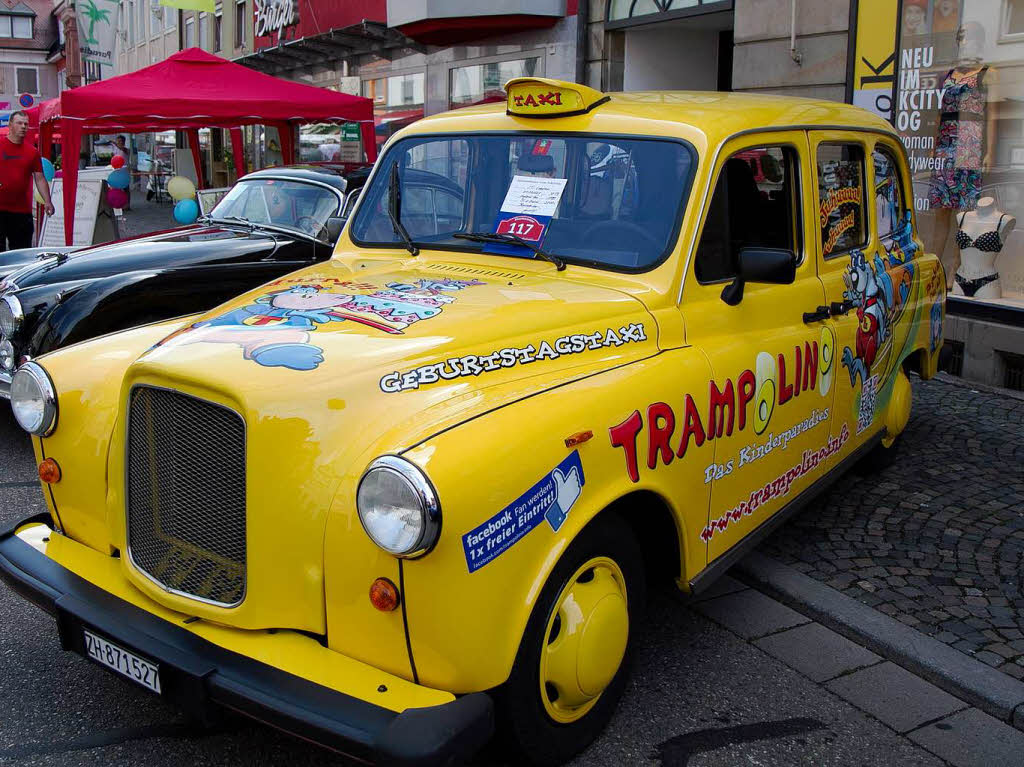 Impressionen von Oldtimer Show und Aktionen beim verkaufsoffenem Sonntag, den die Waldkircher Werbegemeinschaft auf die Beine gestellt hat.