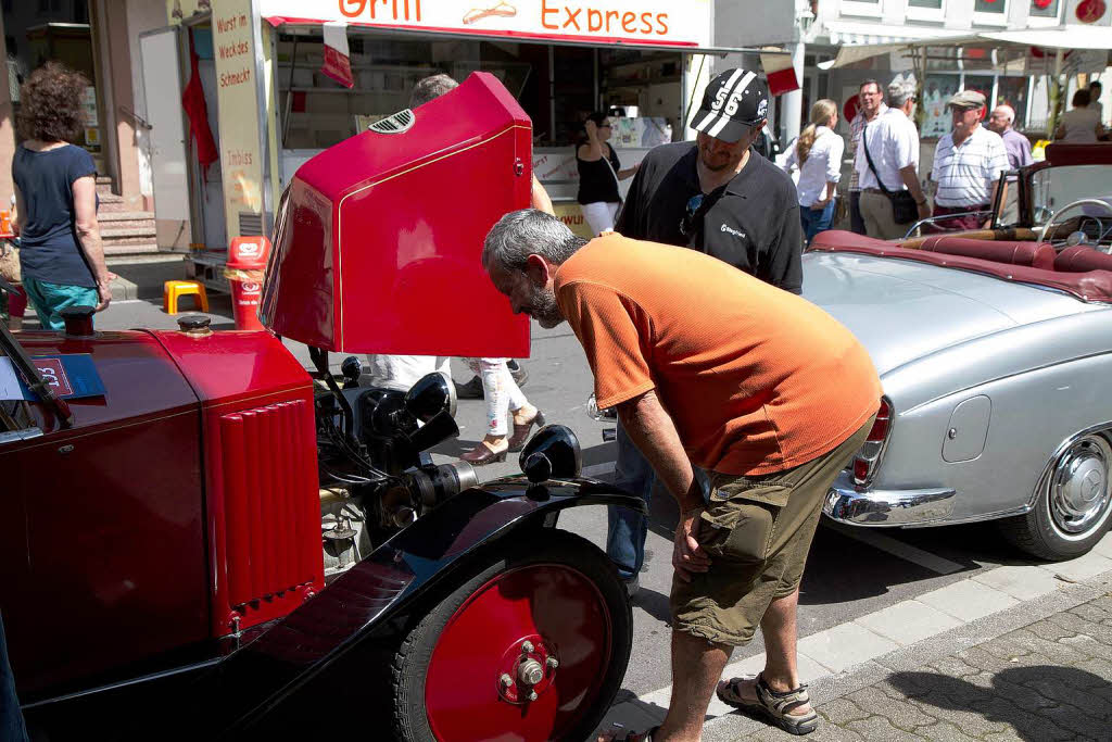 Impressionen von Oldtimer Show und Aktionen beim verkaufsoffenem Sonntag, den die Waldkircher Werbegemeinschaft auf die Beine gestellt hat.