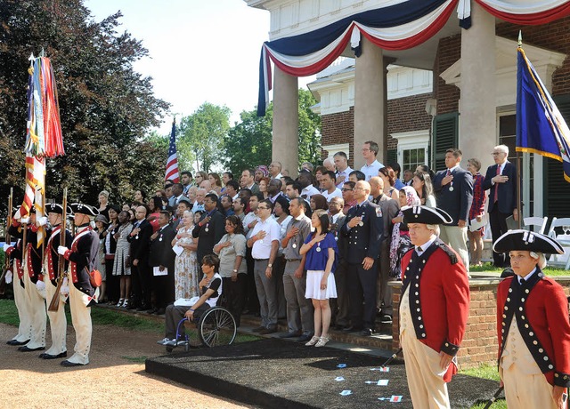 Feierliche Zeremonie auf dem Landsitz ...gen Prsidenten Jefferson in Virginia   | Foto: Jens Schmitz