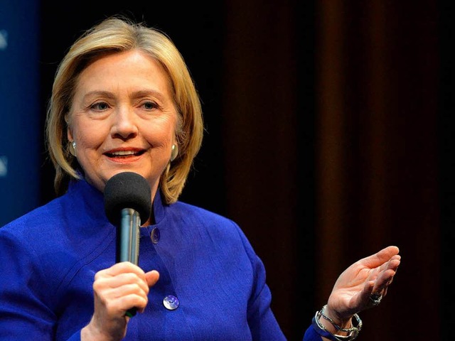 Ex-Auenministerin Hillary Clinton sagt, sie habe nichts gewusst.  | Foto: AFP