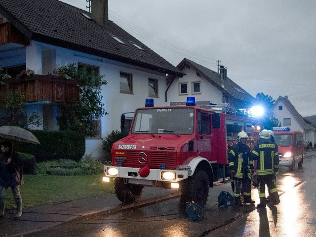 Feuerwehreinsatz in Elzach-Yach. Hier ...rflutungen und vollgelaufenen Kellern.  | Foto: Daniel Fleig