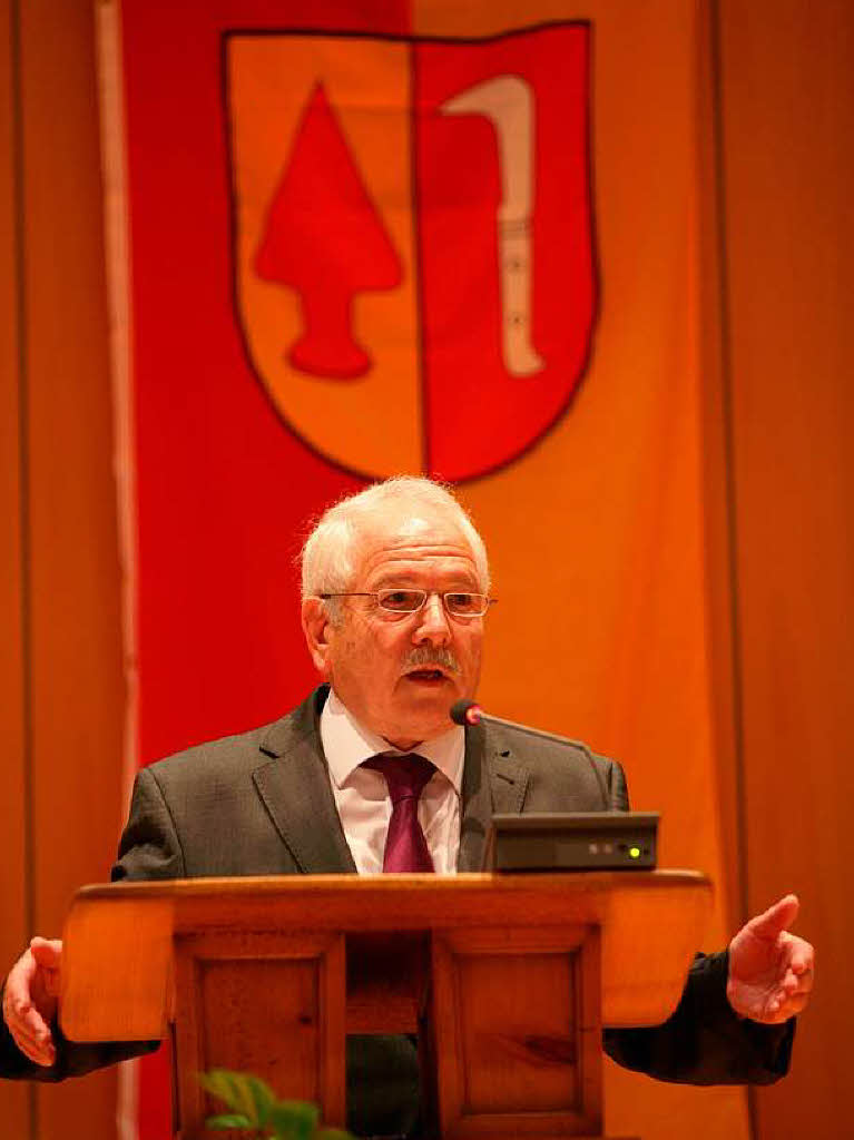 Gerhard Homberg in seiner letzten Rede als Gemeinderat.