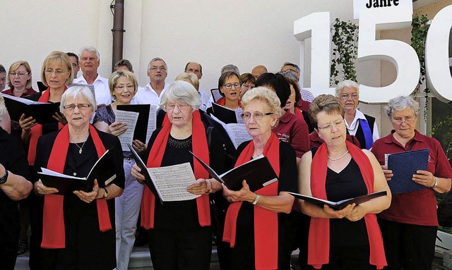 Die Mitglieder des Jubilumchors aus Mahlberg   | Foto: Sandra Decoux-Kone