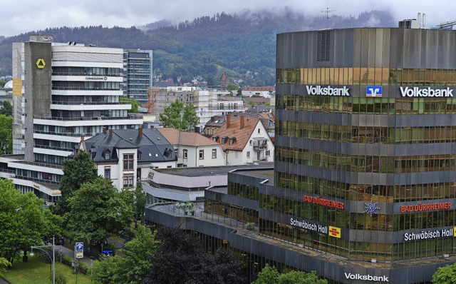 Was mit dem Volksbank-Turm passiert, b...tsbank zieht ins Commerzbank-Hochhaus.  | Foto: Rita Eggstein