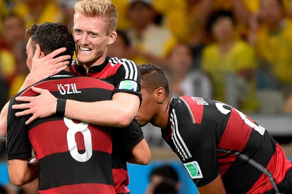 Die deutschen Fußballer liefern eine Fußball-Gala ab. (Foto: AFP) Die deutschen Fußballer liefern eine Fußball-Gala ab. (Foto: AFP)