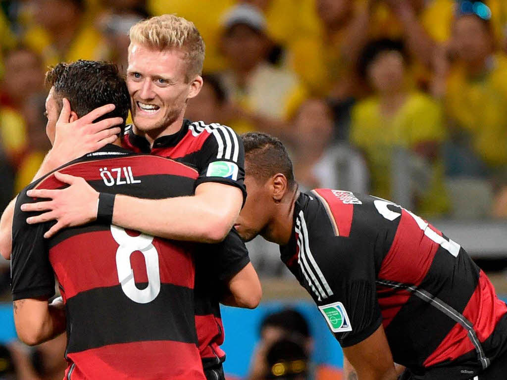 Fotos: Deutschland gewinnt gegen Brasilien mit 7:1 ...