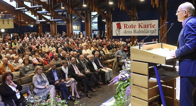 Zwischen Untersttzung und Warnung vor...Beste Lsung&#8220; nicht festnageln.   | Foto: Volker Mnch