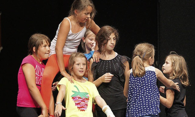 Den Kindern scheint das Theaterspiel Spa zu machen.   | Foto: bruhier