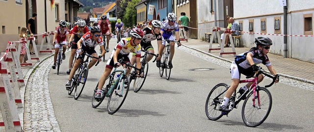 Ganz schn flott unterwegs waren die j...im Erdgas-Schler-Cup in Eichstetten.   | Foto: Mario Schneberg