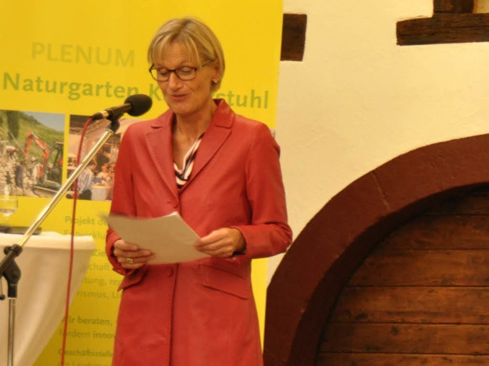 Landrtin Dorothea Strr-Ritter verabs...e mit lobenden Worten das Plenum-Team.  | Foto: Kai Kricheldorff