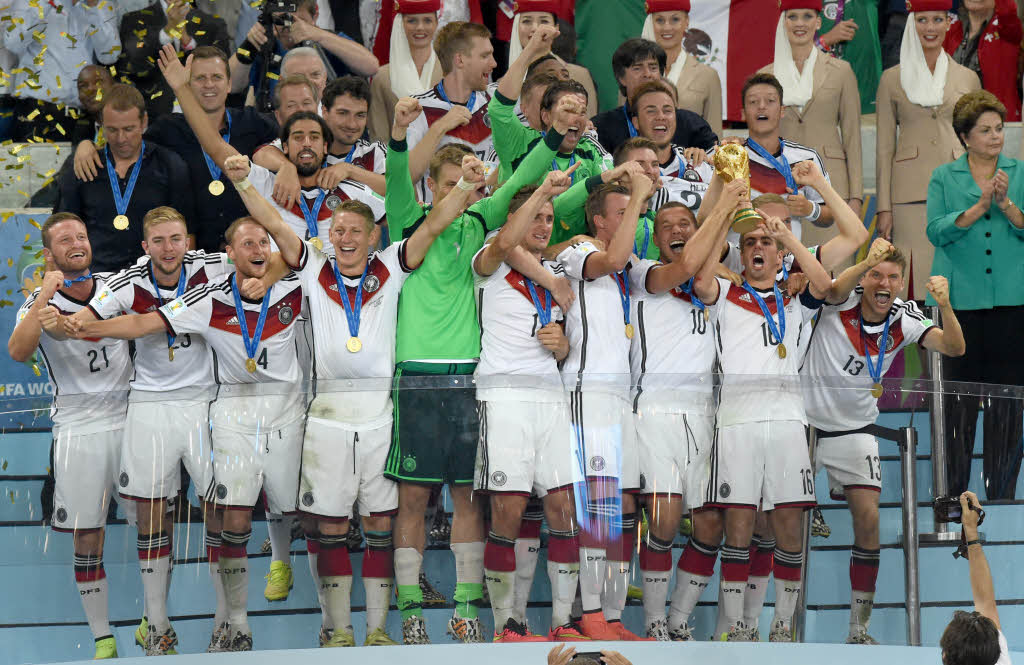 Deutsche Nationalmannschaft bejubelt den Titel