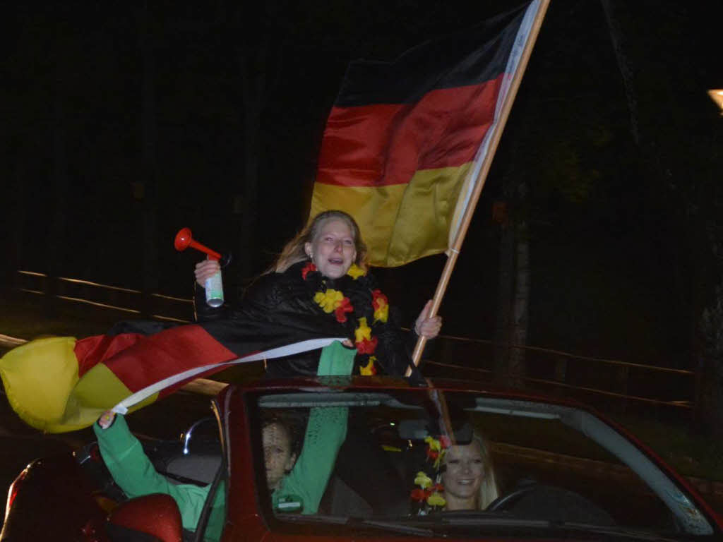 Riesiger Jubel herrschte auf den Straen in Neustadt, nachdem der WM-Titel feststand.