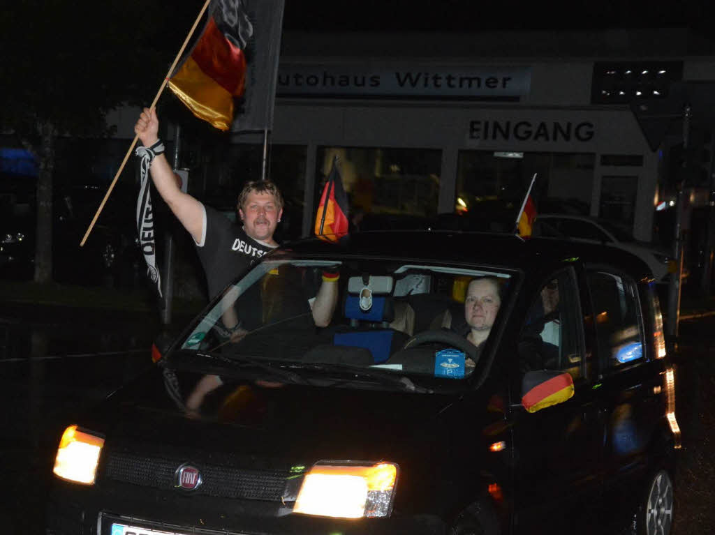 Riesiger Jubel herrschte auf den Straen in Neustadt, nachdem der WM-Titel feststand.