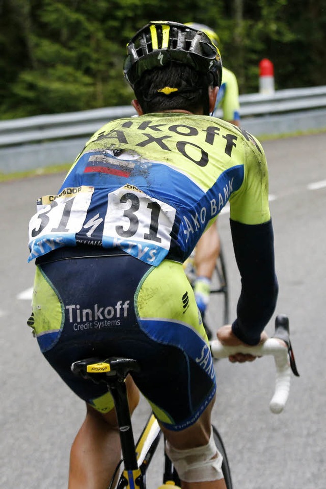 Schwer gezeichnet: Fr Alberto Contador ist die Tour zu Ende.   | Foto: dpa