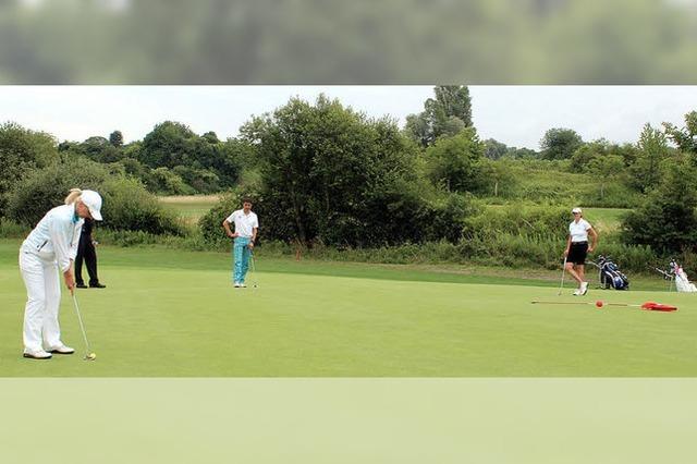 100 Golfer beim Benefizturnier