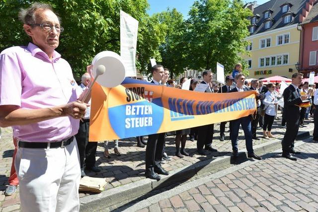 Bettensteuer-Protest: Hoteliers werfen Stadt Hinhaltetaktik vor