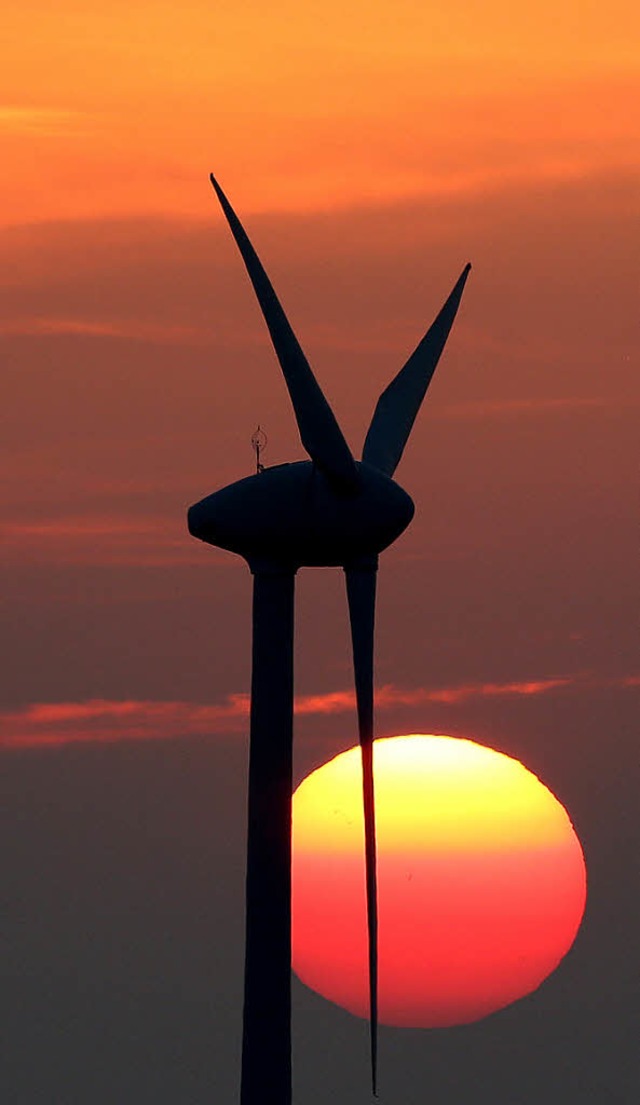 Nicht nur eitel Sonnenschein ber den Plnen fr einen Windpark.  | Foto: dpa
