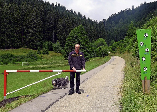 Stadtfrster Dierk Weipfennig ist zuf...ach Langenordnach zudem ein Forstweg.   | Foto: Eva Korinth