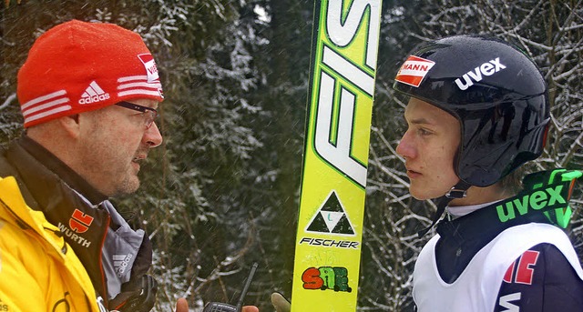 Vor dem Schnee von gestern: Rolf Schil...ige Weltklassespringer Pascal Bodmer.   | Foto: Junkel