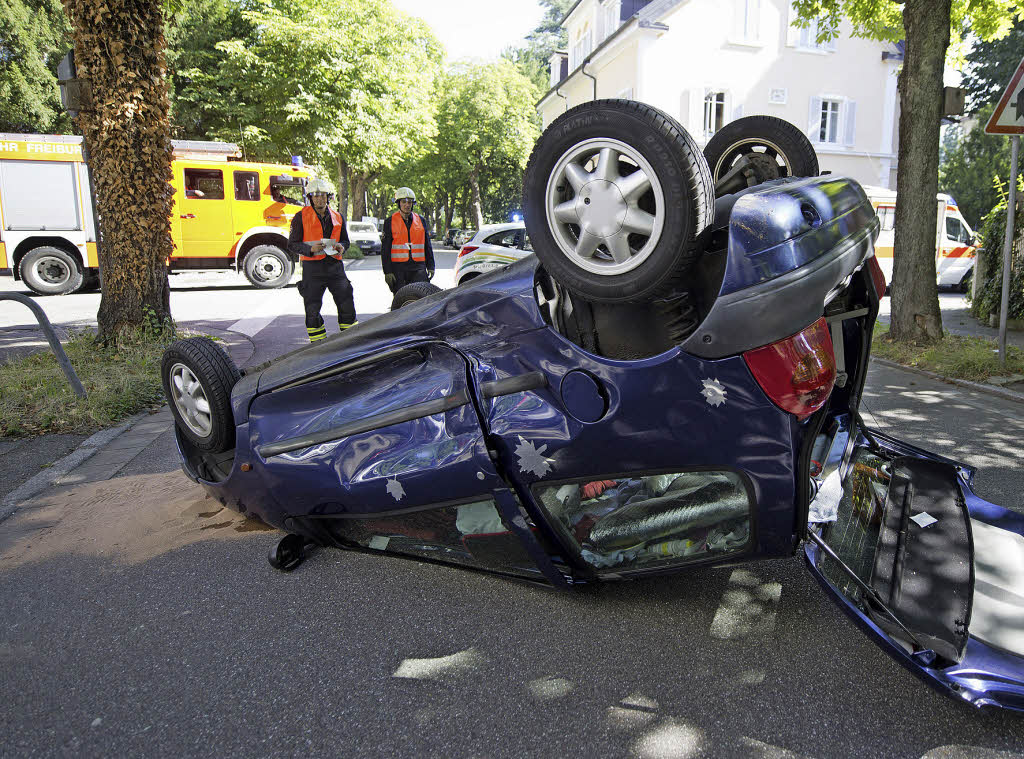Crash in der 30er-Zone - Freiburg - Badische Zeitung