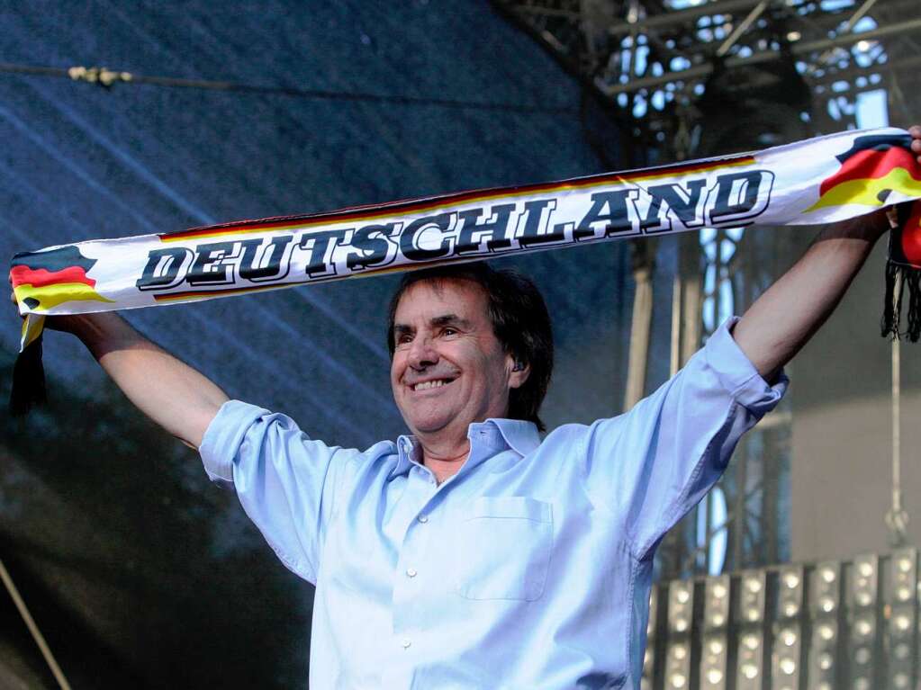 Zehn Jahre nach seinem ersten Auftritt in der Stadt kam Chris de Burgh nach Emmendingen zurck. 