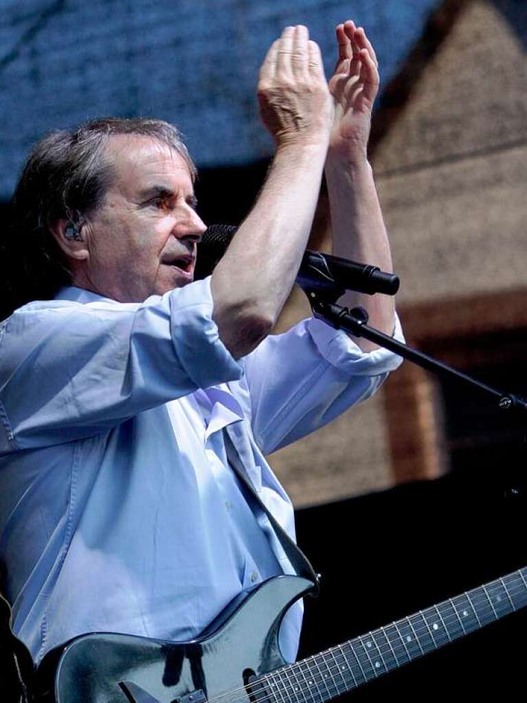 Zehn Jahre nach seinem ersten Auftritt in der Stadt kam Chris de Burgh nach Emmendingen zurck. 