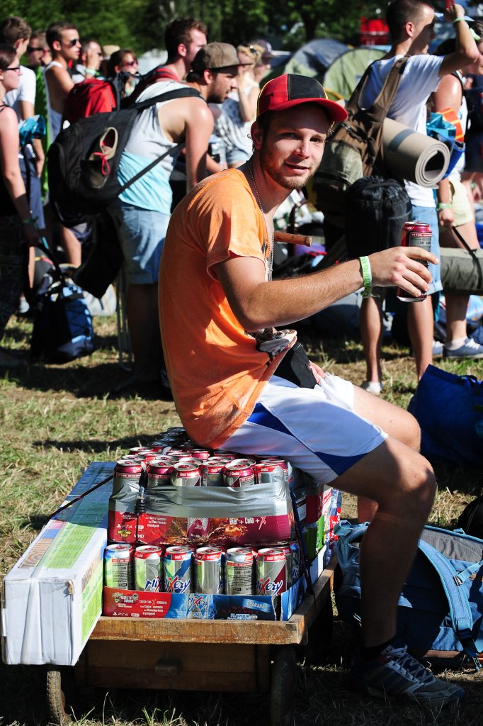 Countdown am Tunisee: Am Freitagabend haben die angereisten Fans den Campingplatz in Beschlag genommen – und feiern hinein ins Sea-You-Festival.