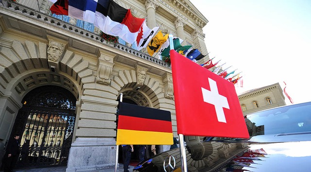 Die deutschsprachige Schweiz lockt immer mehr  Deutsche an.   | Foto: dpa