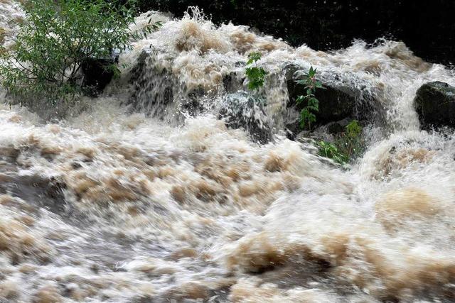 Flusspegel in Südbaden steigen – Unwetterwarnung