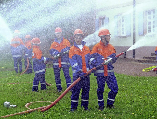 Die Jugendlichen bei der bung beim Schlssle   | Foto: Wolfgang Knstle