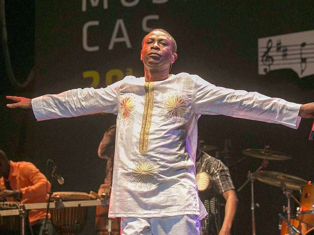 Youssou N&#8217;Dour bei einem Konzert vergangene Woche in Cartagena, Spanien.  | Foto: dpa