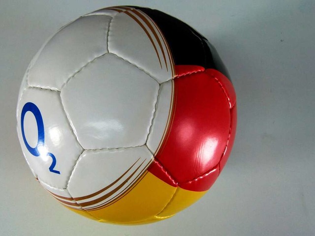 Wer hat diesen WM-Ball von O2 gesehen?  | Foto: Polizei