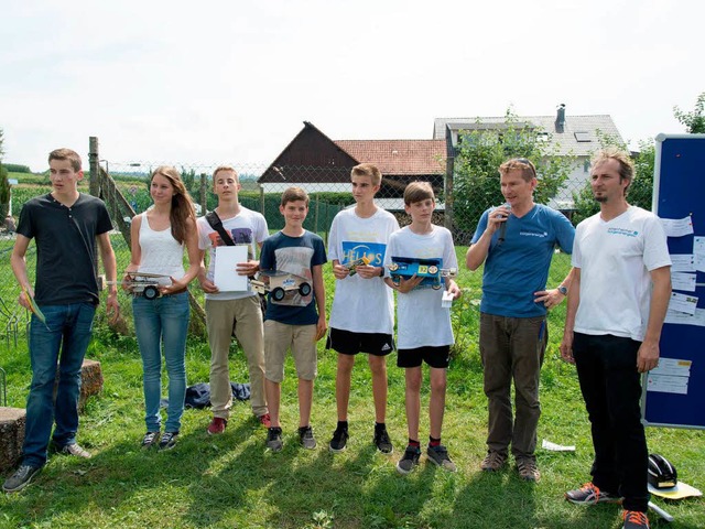 Die Siegerteams (v. l.): Stefan Goldsc...n und Jrg Bold von der Brgerenergie.  | Foto: Olaf Michel (Bilder-Michel.de)