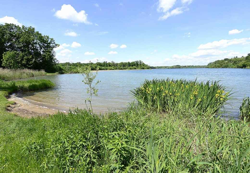 Der Opfinger See als Badestelle oder N...f�r eine Badeaufsicht zur Folge haben.  | Foto: Ingo Schneider