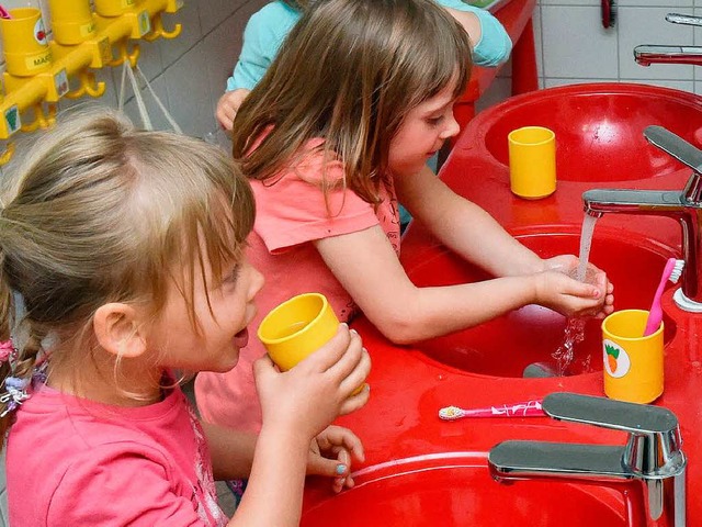 Gute Laune im Kindergarten &#8211; aber Erzieher fehlen.  | Foto: dpa