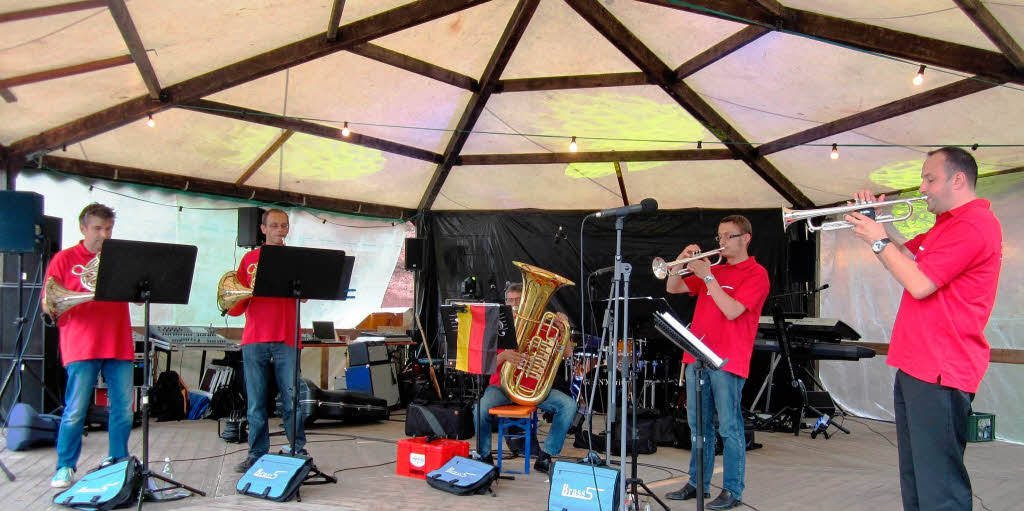 „Brass 5“ aus Kenzingen sorgte fr beste Stimmung.
