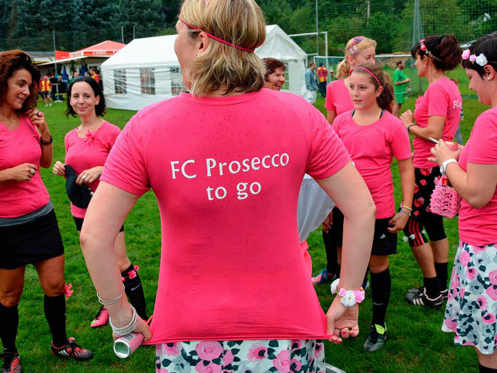 Impressionen vom Degerfelder Fußball-Grümpelturnier.<?ZP?>
Impressionen vom Degerfelder Fußball-Grümpelturnier.<?ZP?>