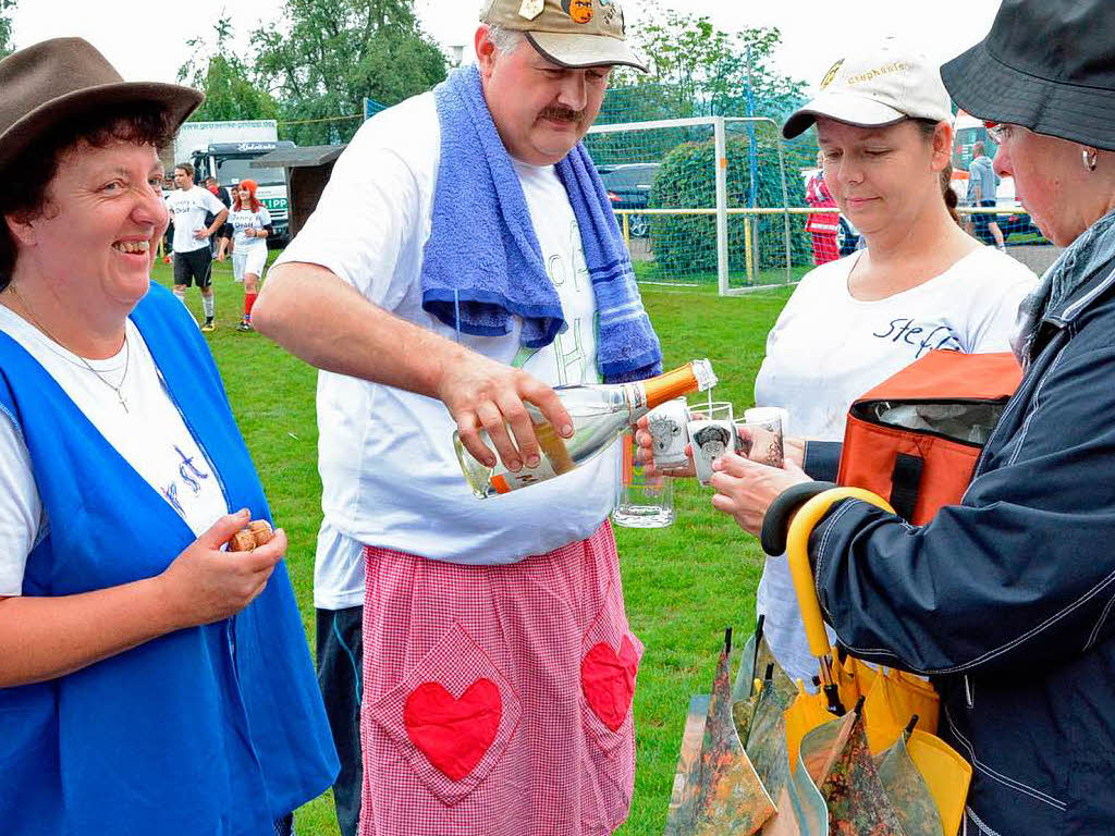 Impressionen vom Degerfelder Fußball-Grümpelturnier.<?ZP?>
Impressionen vom Degerfelder Fußball-Grümpelturnier.<?ZP?>