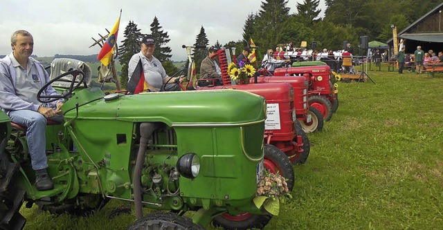 Die Diesel-Kracher aus Hottingen mit i...durften auf dem Weidfest nicht fehlen.  | Foto: Sandhya Hasswani