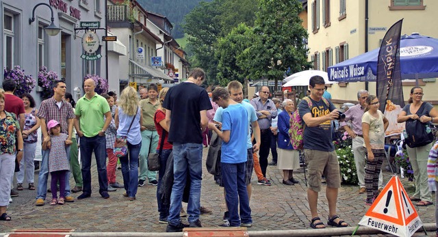 Glck hatten die vielen Besucher und Veranstalter mit dem Wetter am Sonntag.  | Foto: Verena Wehrle