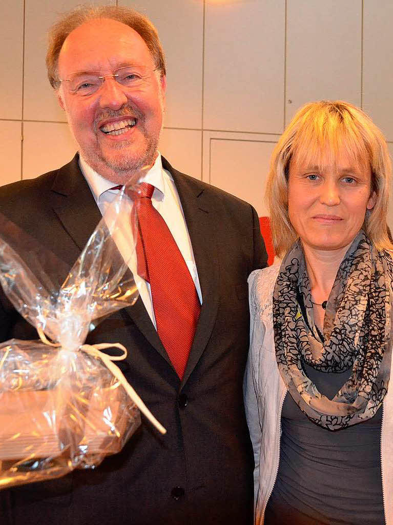 Hans-Ulrich Lehert und die Kindergartenleiterin Judith Danner-Schwarz